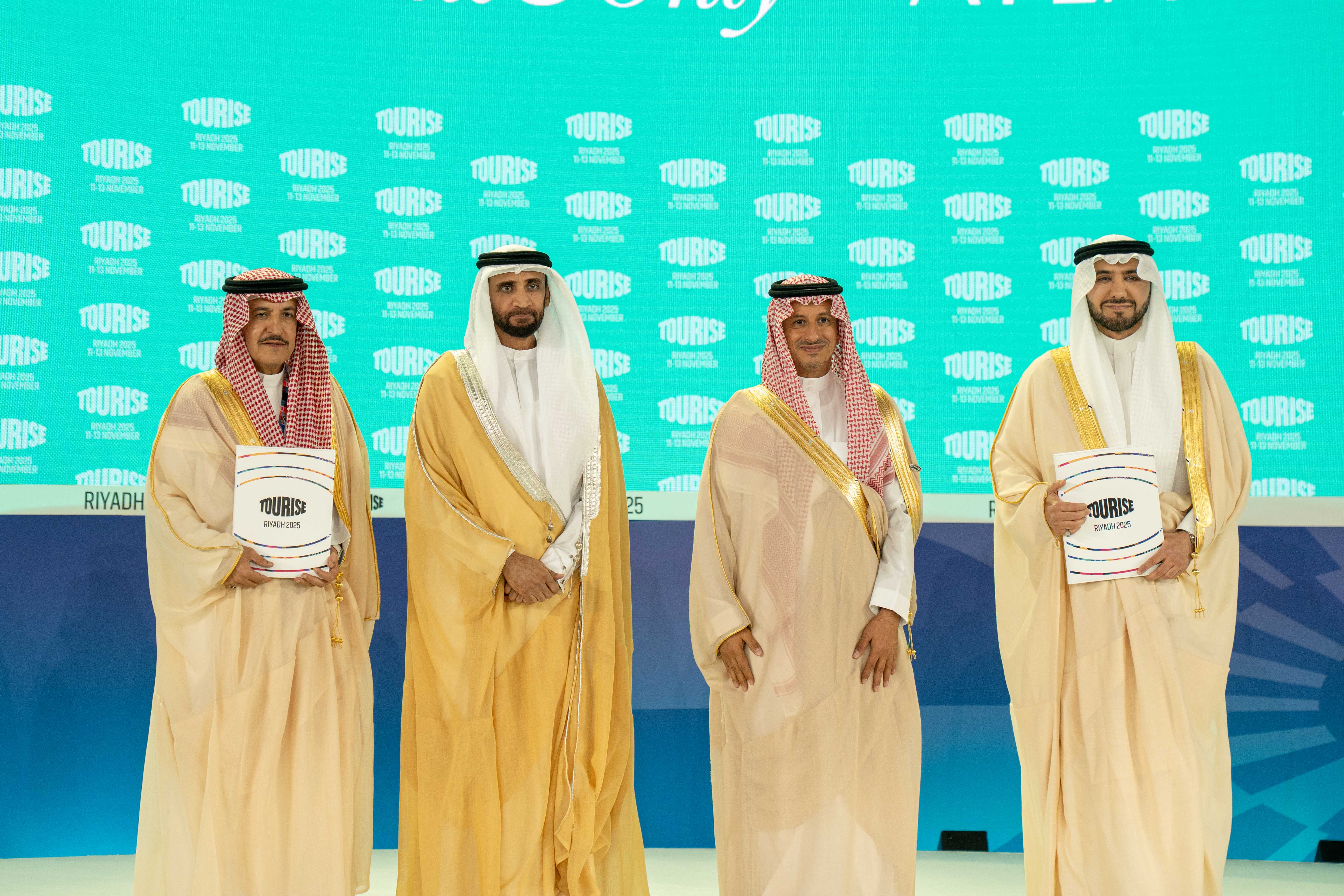 “مِداد العقارية” و”كيرزنر إنترناشيونال” توقعان تحالفاً استثمارياً مع شركة “وسط جدة للتطوير”