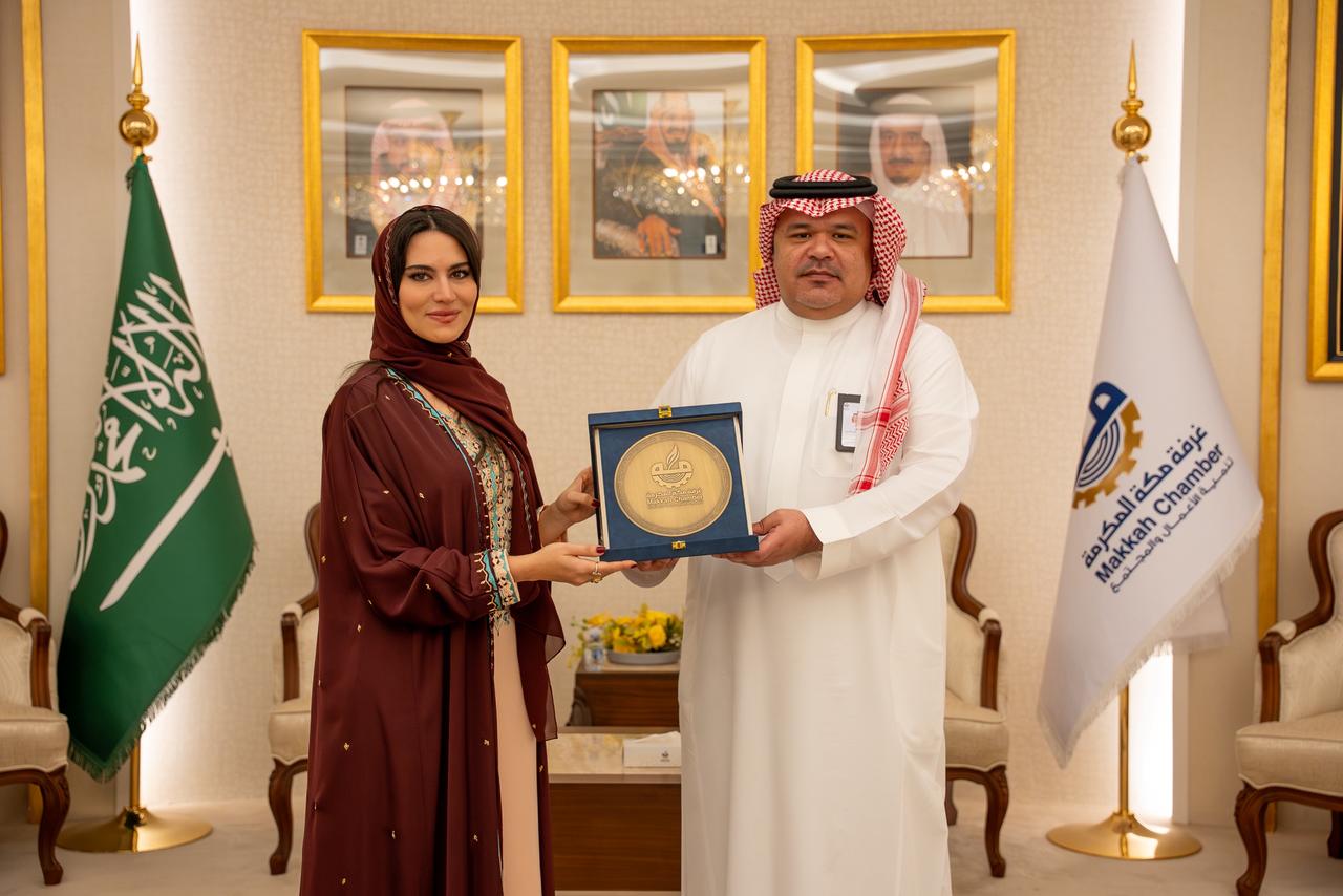 غرفة مكة المكرمة تنظّم لقاء “رحلة الأزياء” لتمكين المصممات وتعزيز الإبداع