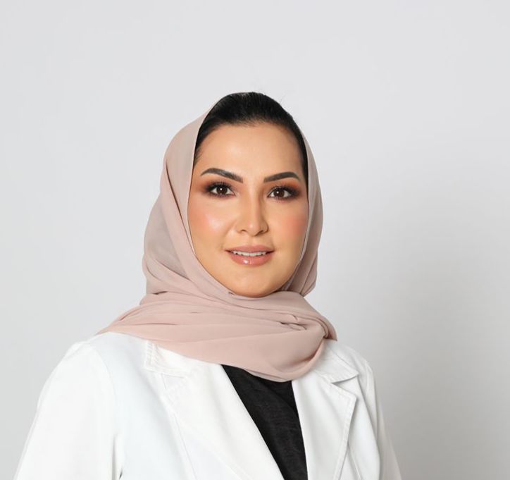 الدكتورة آمنة كاشقري تبرز دور الذكاء الاصطناعي المسؤول في دعم التشخيص الطبي
